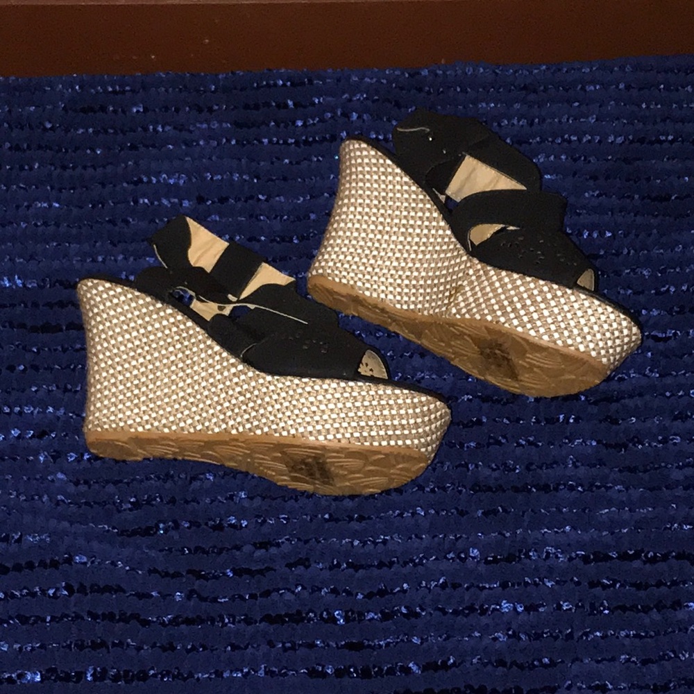 Sandal